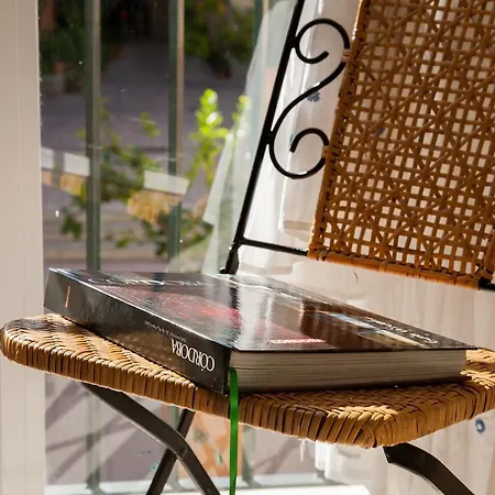 Amparo Cinco Daire Cordoba