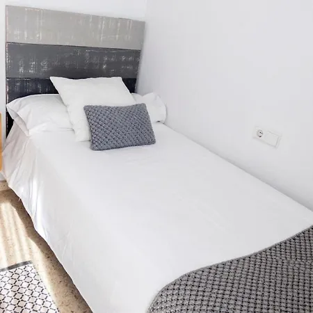 Amparo Cinco Apartment